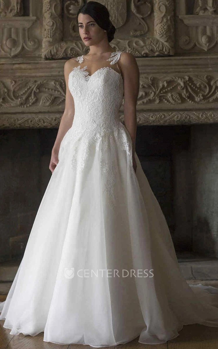 A-Line Floor-Length Scoop-Neck Appliqued Sleeveless Lace Wedding Dress