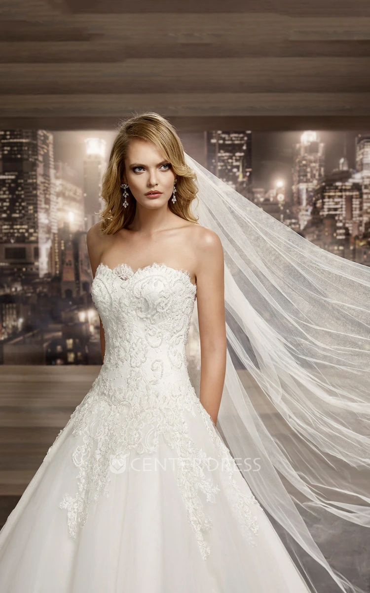 Strapless Brush-Train A-Line Lace Bridal Gown With Appliques And Lace-Up Back