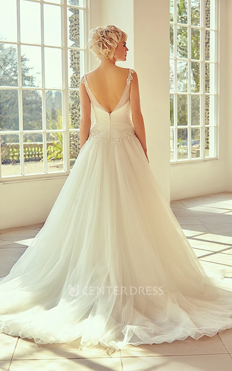V-Neck Maxi Appliqued Cap-Sleeve Tulle Wedding Dress With Court Train And V Back