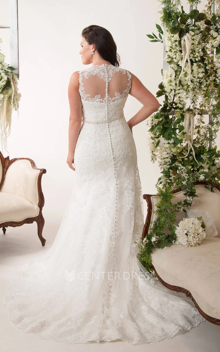 Sheath Sleeveless Scoop-Neck Appliqued Floor-Length Lace Plus Size Wedding Dress With Waist Jewellery