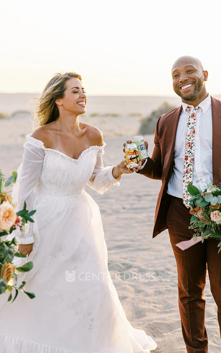 Elegant Beach Wedding Dresses Modern Lace Appliques Sweetheart Off The  Shoulder