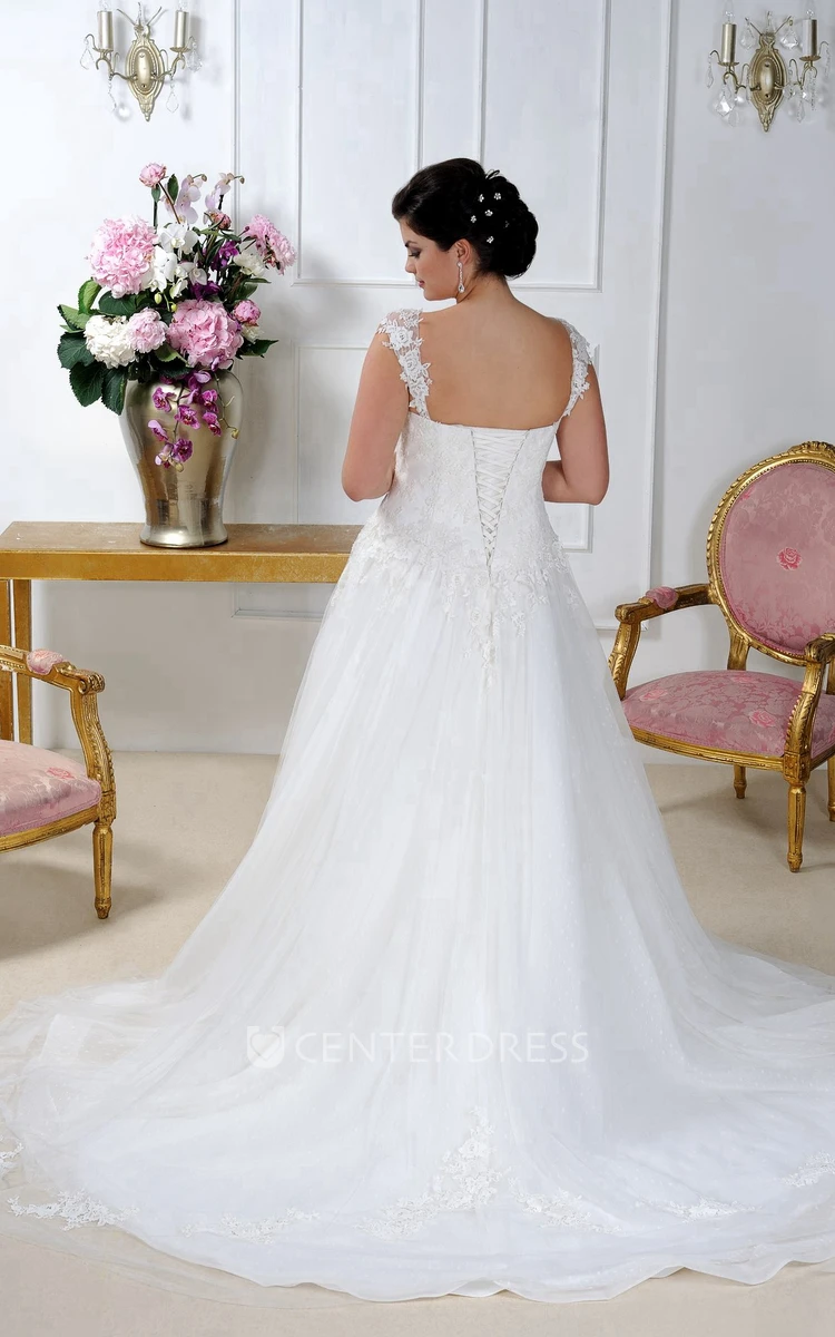 Lace Caped-Sleeve A-Line Pleated Gown With Appliques