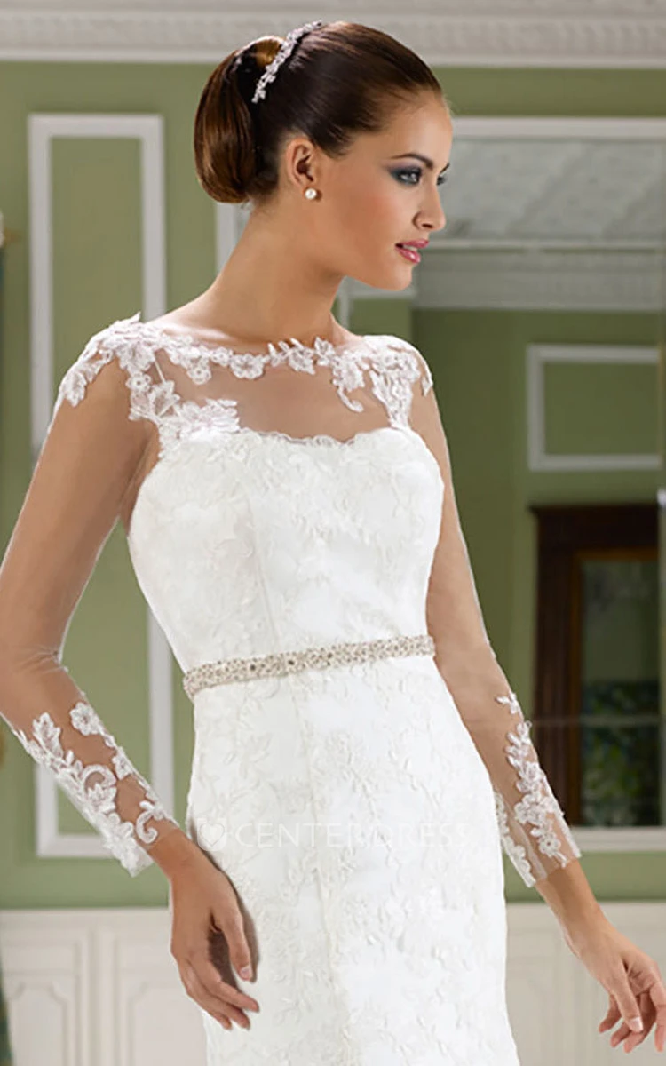 Trumpet Floor-Length Sleeveless Lace Wedding Dress With Court Train And Deep-V Back