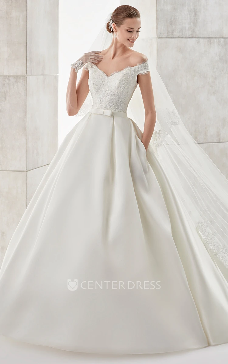 Sweetheart Cap-sleeve A-line Satin Wedding Dress with Pocket and Appliques