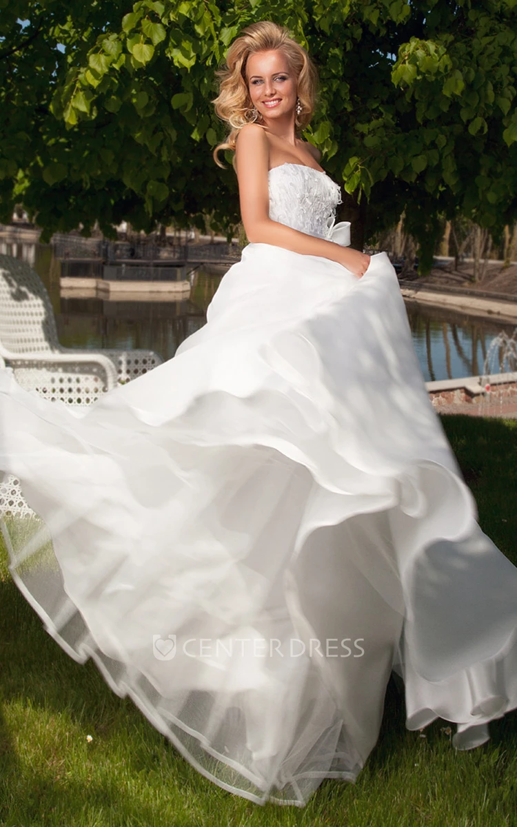 A-Line Ball-Gown Strapless Bowed Floor-Length Sleeveless Satin Wedding Dress With Lace-Up Back