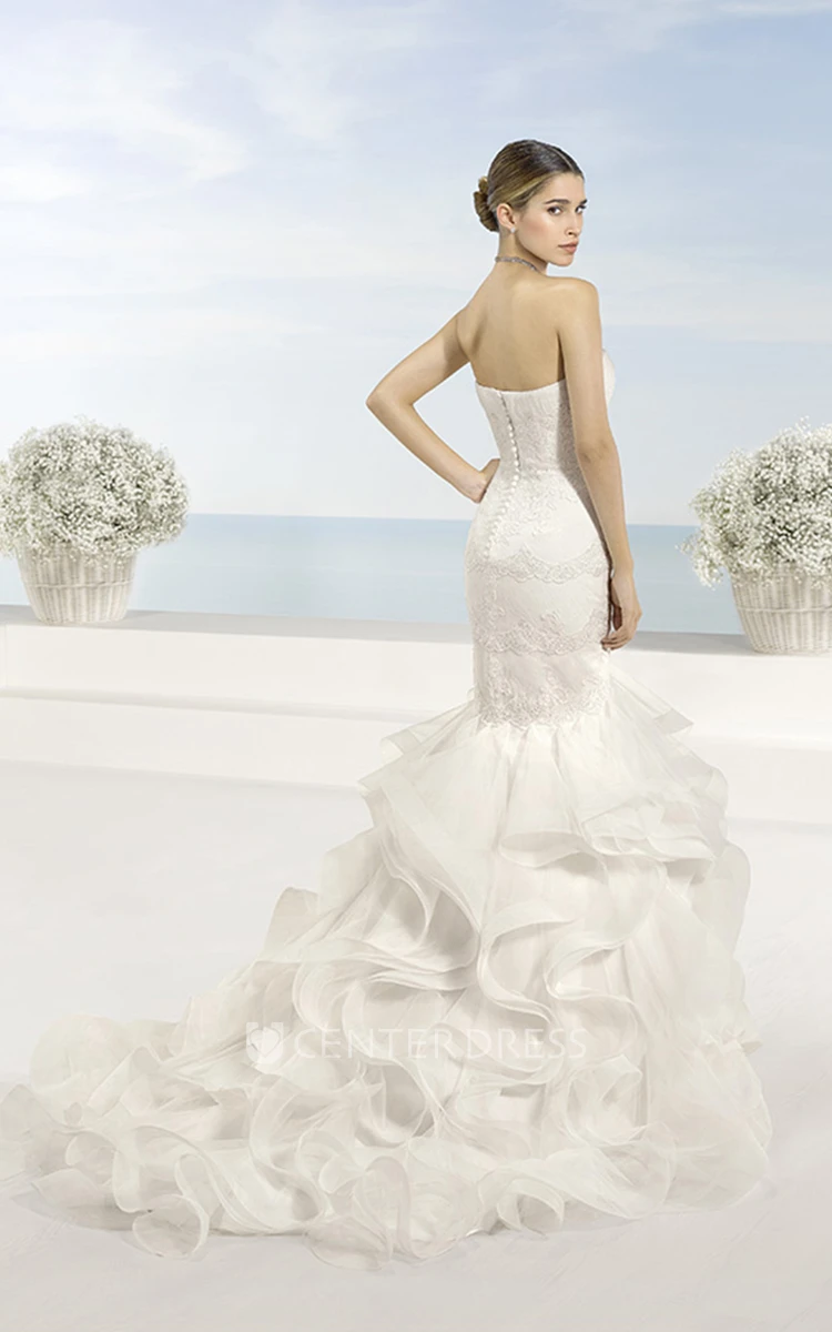 Sheath Cap-Sleeve Cascading-Ruffle Floor-Length Lace&Organza Wedding Dress With Appliques And Backless Style