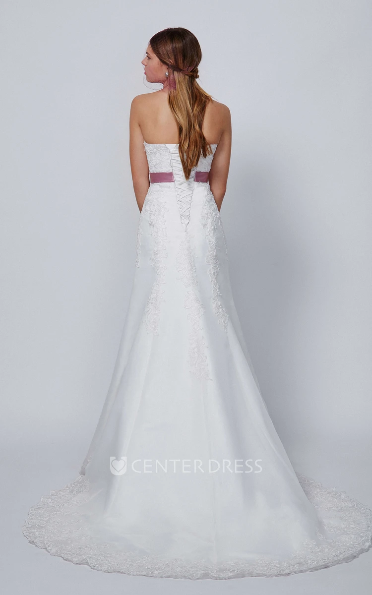 A-Line Strapless Sleeveless Appliqued Long Satin&Lace Wedding Dress With Bow