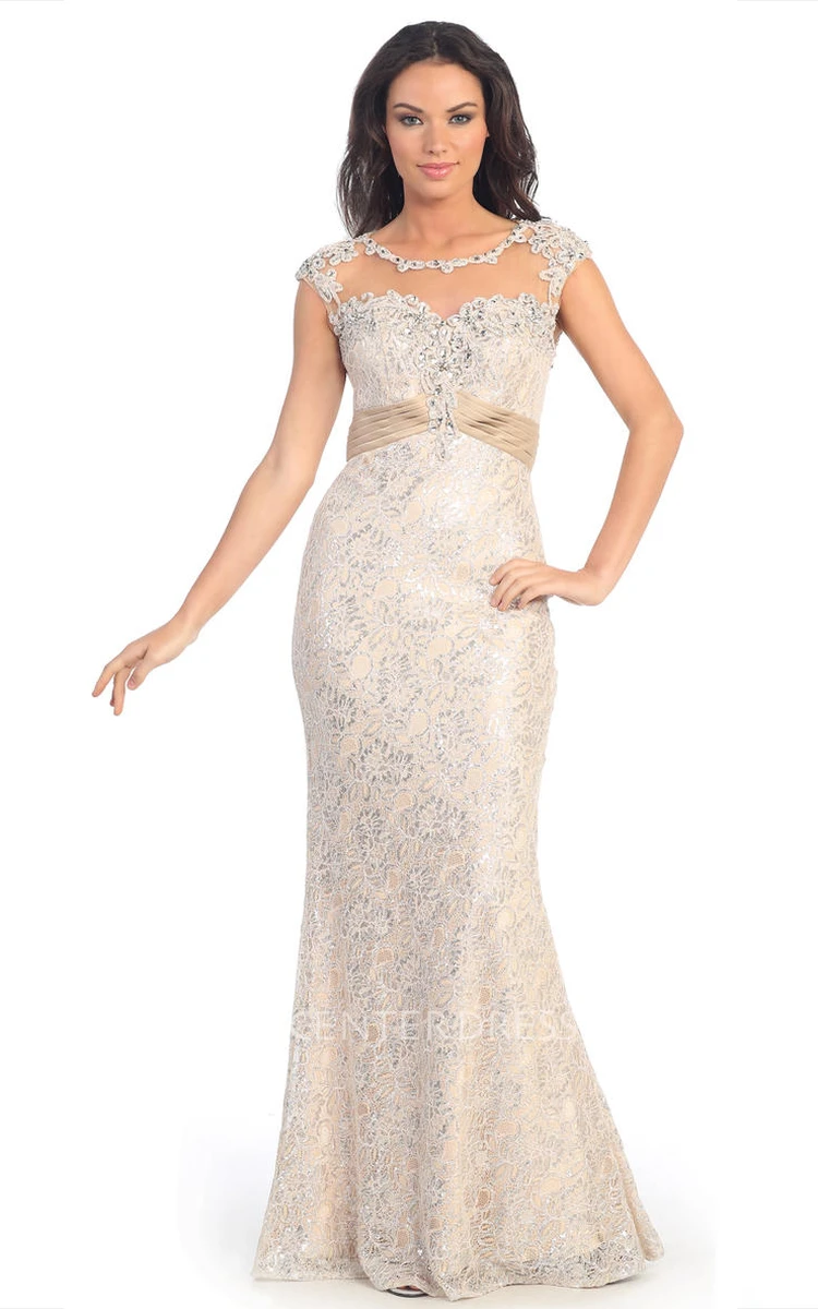 Sheath Scoop-Neck Sleeveless Lace Keyhole Dress With Appliques