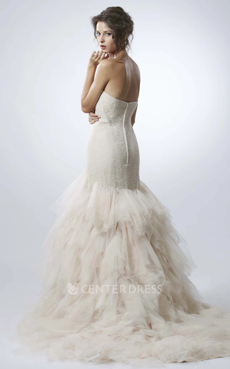 Floor-Length Mermaid Cascading-Ruffled Sleeveless Sweetheart Tulle Wedding Dress