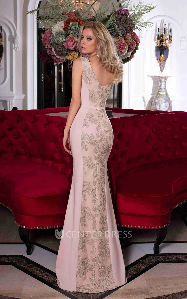 Sheath Floor-Length Bateau Appliqued Prom Dress With Low-V Back