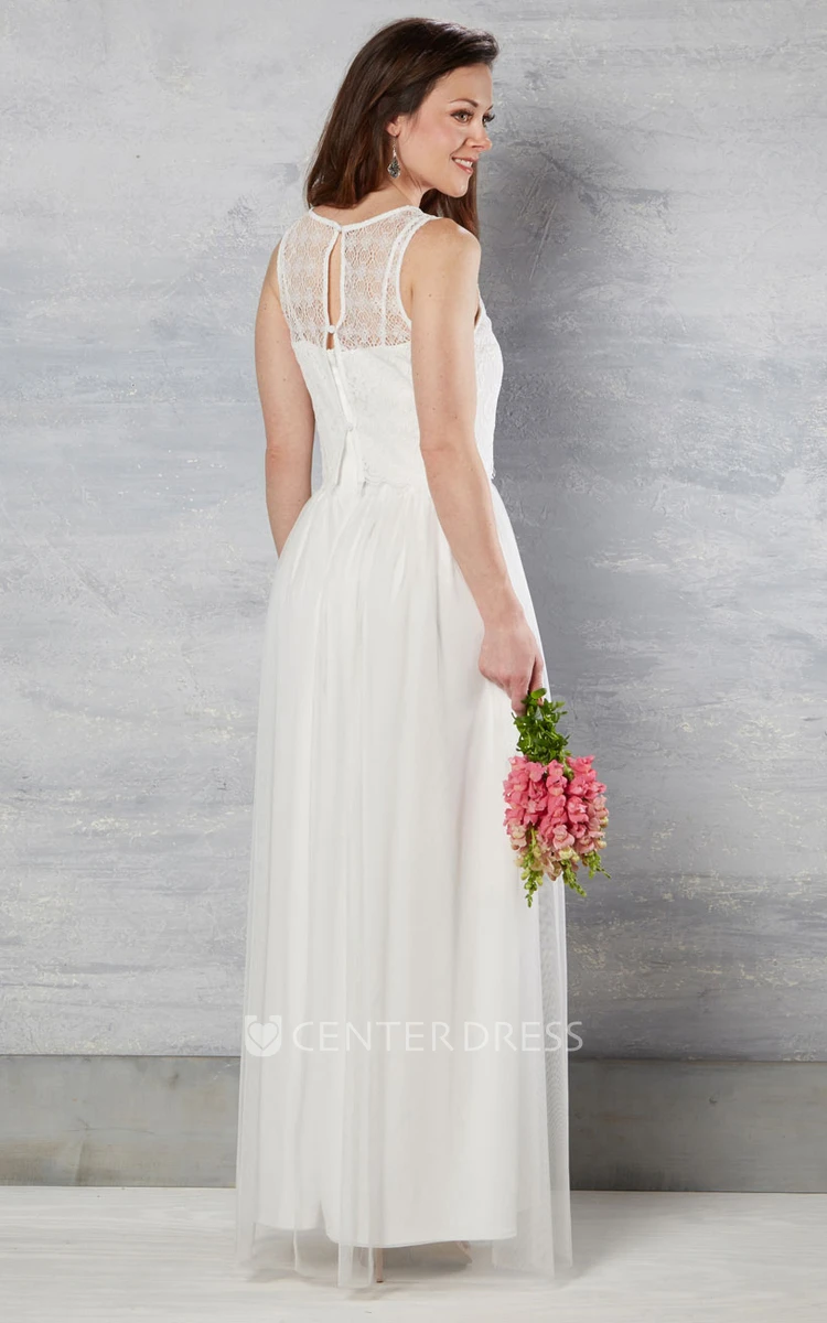 Sleeveless Maxi Scoop-Neck Tulle Wedding Dress With Lace
