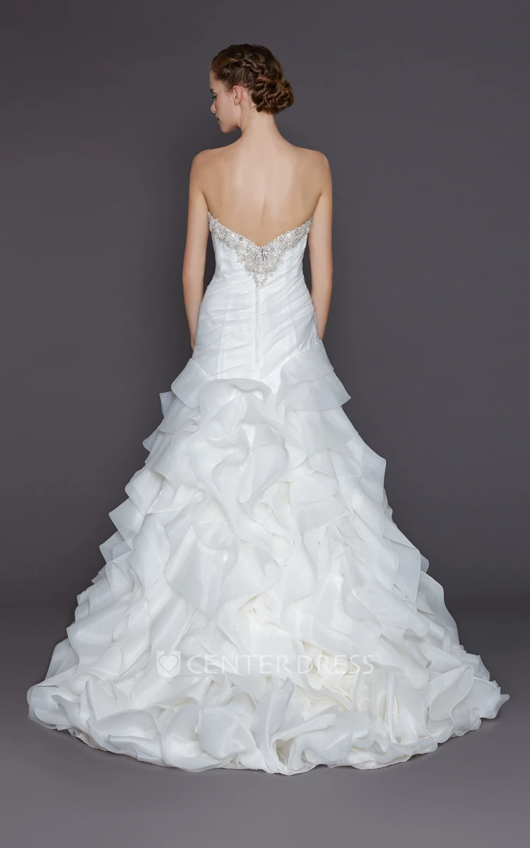 A-Line Sweetheart Organza Wedding Dress With Ruffles And Ruching