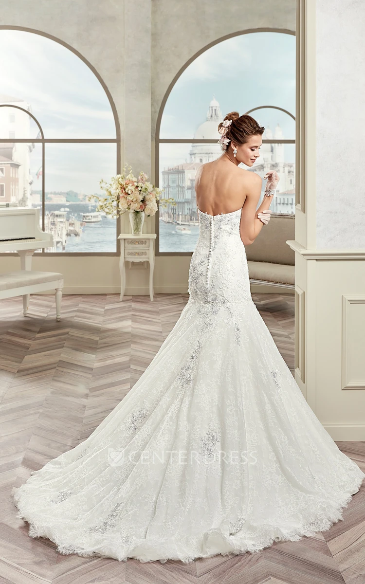 Sweetheart Mermaid Bridal Gown With Fine Appliques And Asymmetrical Ruffles