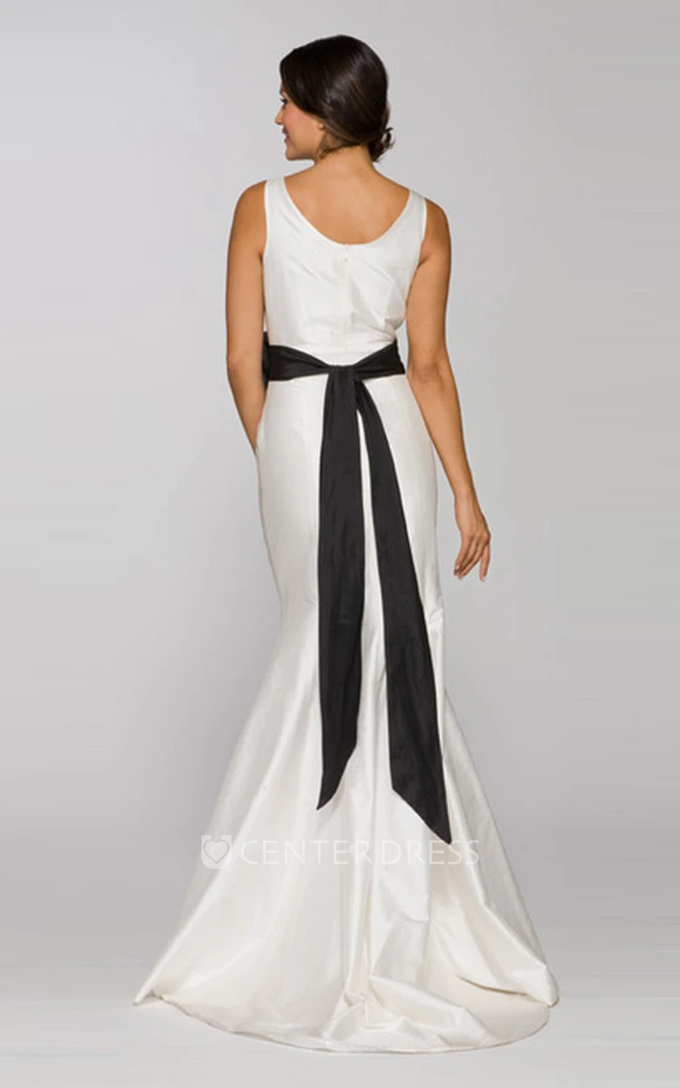 Sheath Jewel-Neck Sleeveless Floral Long Satin Wedding Dress With Bow