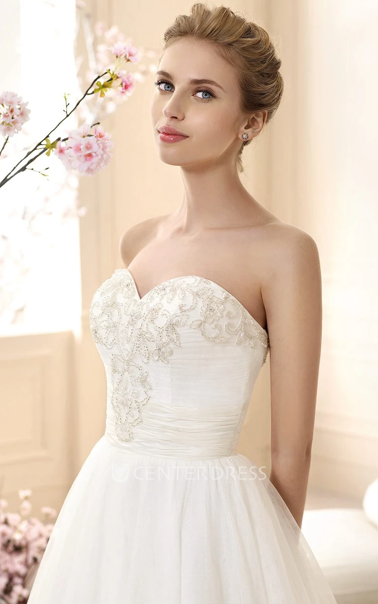A-Line Sweetheart Sleeveless Floor-Length Beaded Tulle Wedding Dress With Ruching