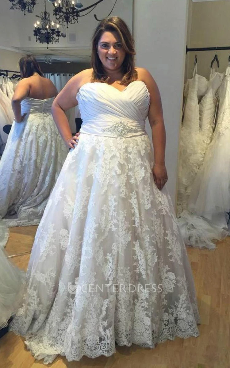 A Line Sweetheart Lace Zipper Illusion Wedding Dress