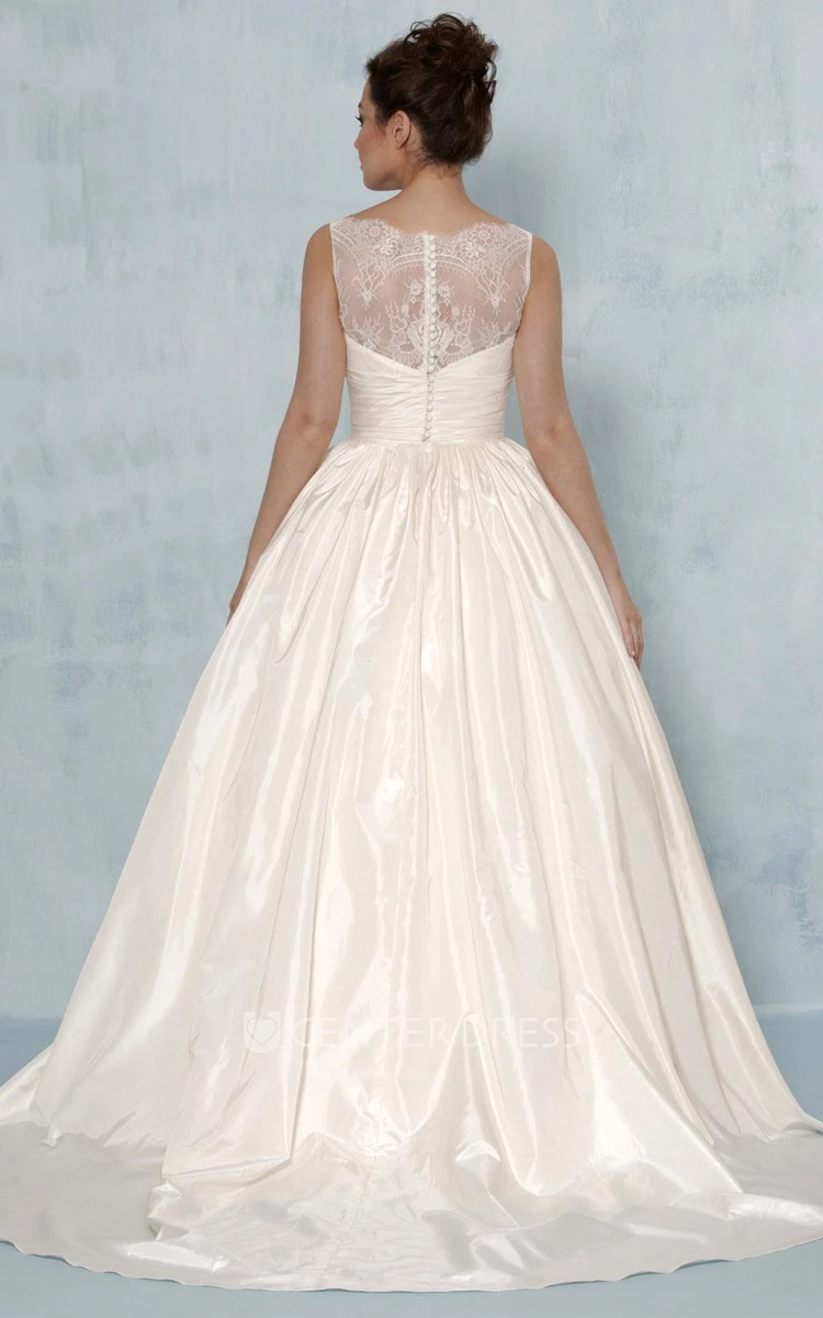 Ball Gown Sleeveless Bateau-Neck Long Satin&Lace Wedding Dress