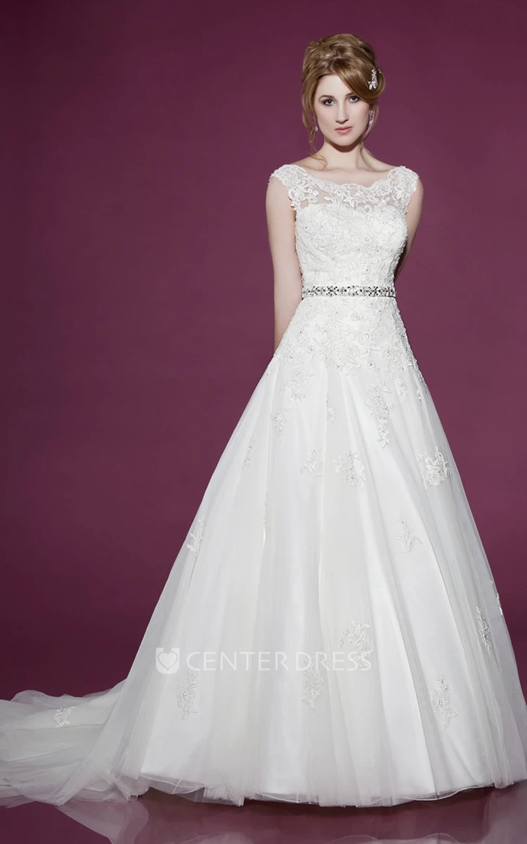 Maxi Bateau Appliqued Cap-Sleeve Lace&Tulle Wedding Dress