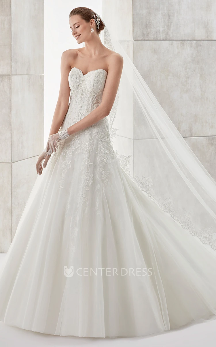 Sweetheart A-line Wedding Dress with Detachable Lace Coat