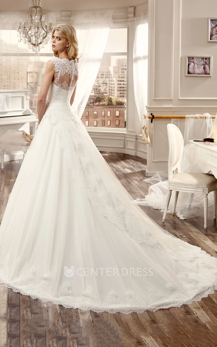 Sleeveless Long Wedding Dress With Appliques And Court Train