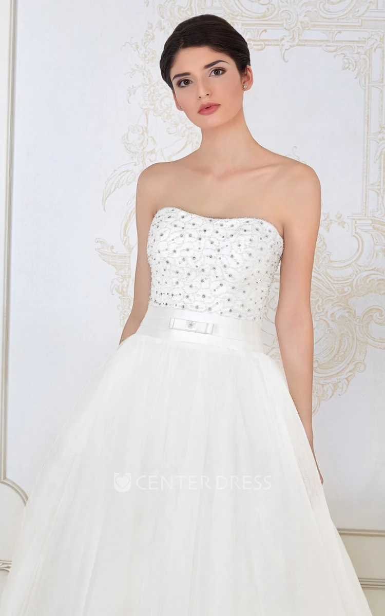 A-Line Beaded Sleeveless Maxi Strapless Tulle Wedding Dress
