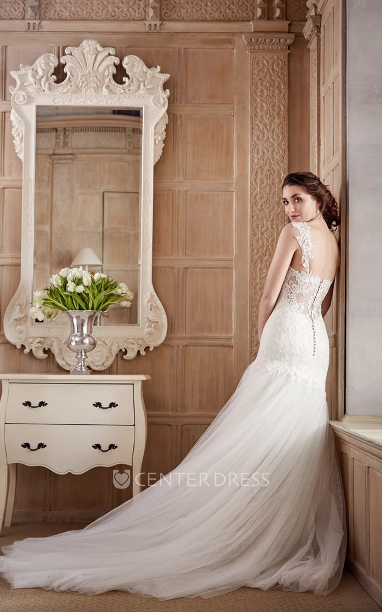 Straps Long Appliqued Lace&Tulle Wedding Dress With Court Train