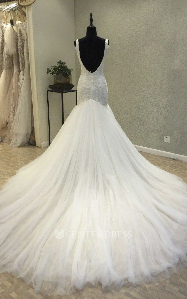 Sweetheart Backless Mermaid Wedding Dress With Straps And Lace Appliques