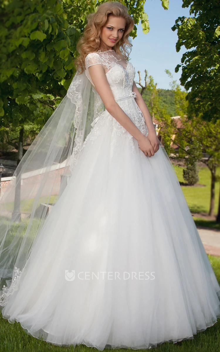 Ball Gown Sleeveless High Neck Tulle Wedding Dress With Keyhole