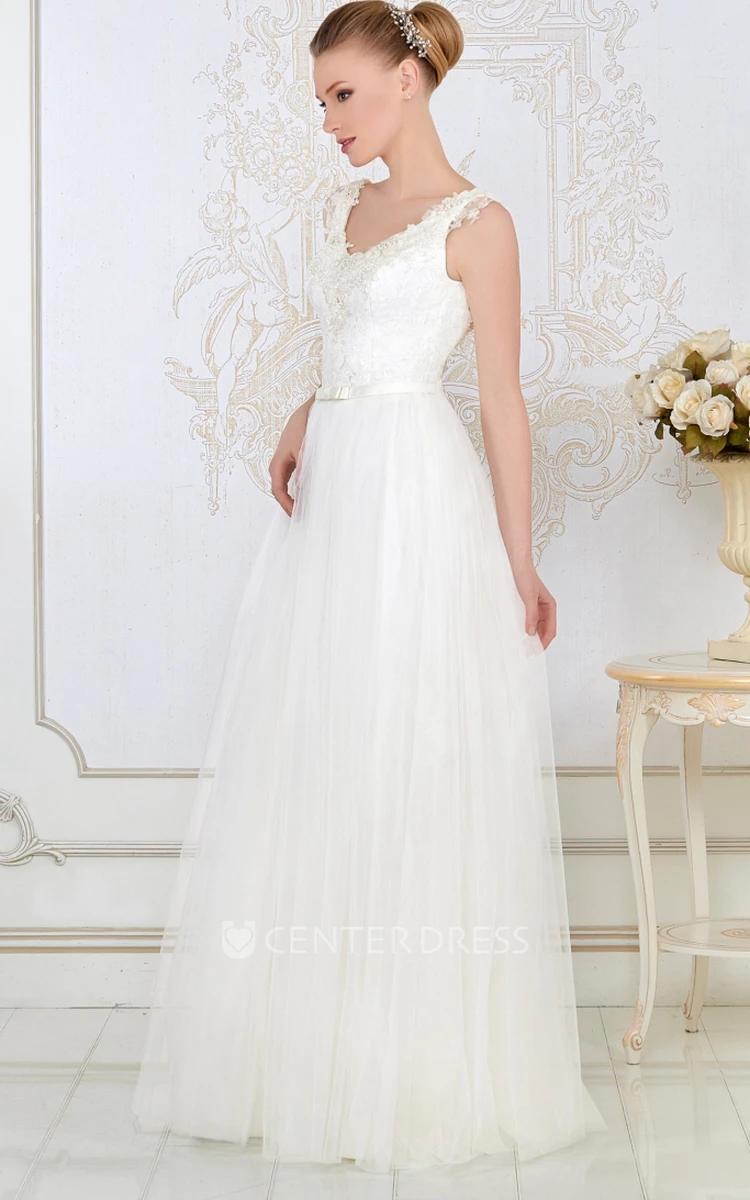 A-Line Appliqued Floor-Length Sleeveless V-Neck Tulle Wedding Dress With Pleats