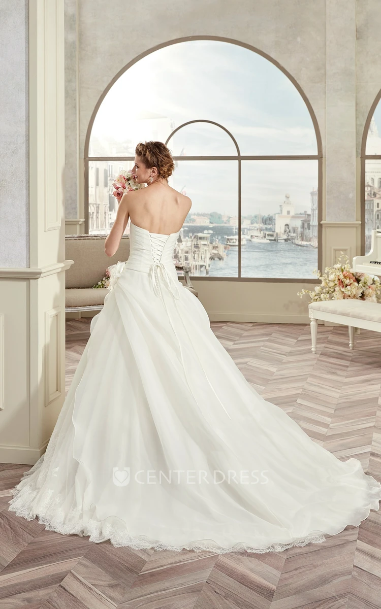 Sweetheart A-Line Bridal Gown With Bandage Waist And Asymmetrical Ruffles