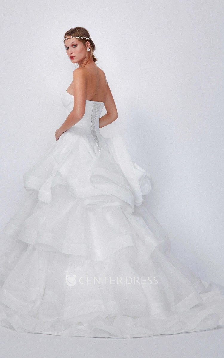 Ball Gown Strapless Sleeveless Floor-Length Ruched Organza Wedding Dress With Ruffles And Tiers