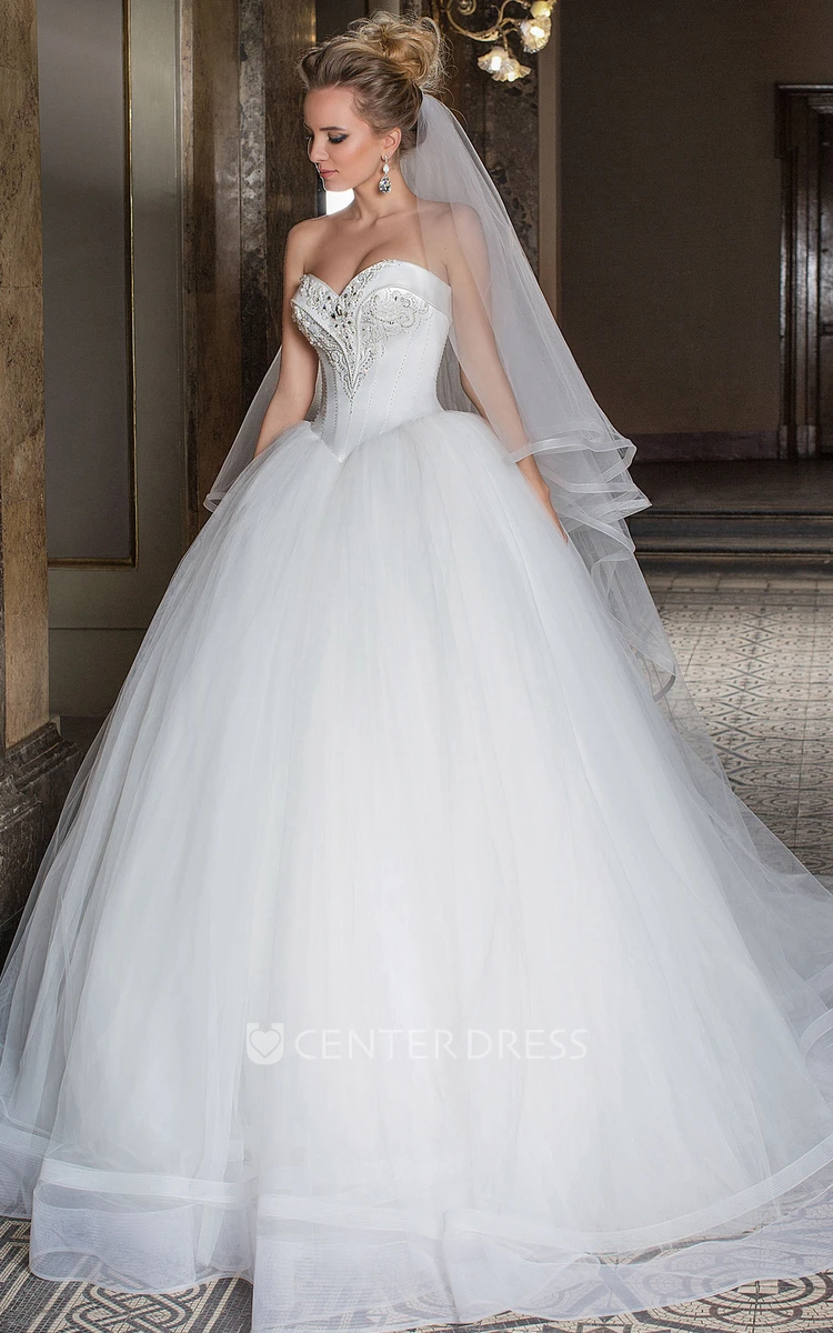 Ball Gown Sleeveless Sweetheart Beaded Tulle Wedding Dress With Court Train  - UCenter Dress