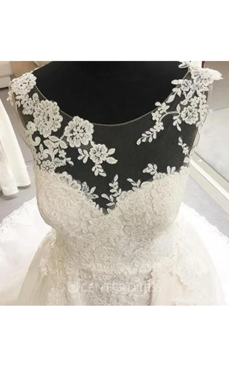 Lace Illusion Back Delicate Appliques Scoop-Neck A-Line Wedding Dress With Brush Train