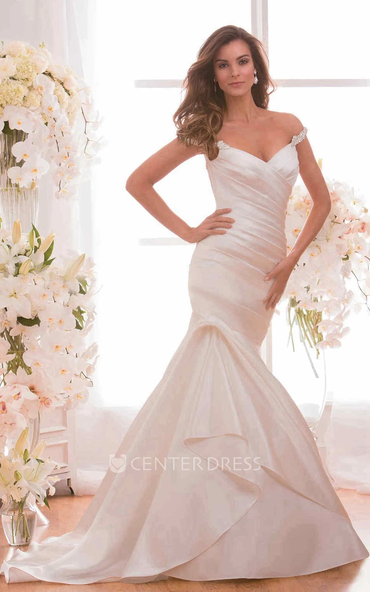 Off-The-Shoulder Mermaid Wedding Dress With Asymmetrical Ruching
