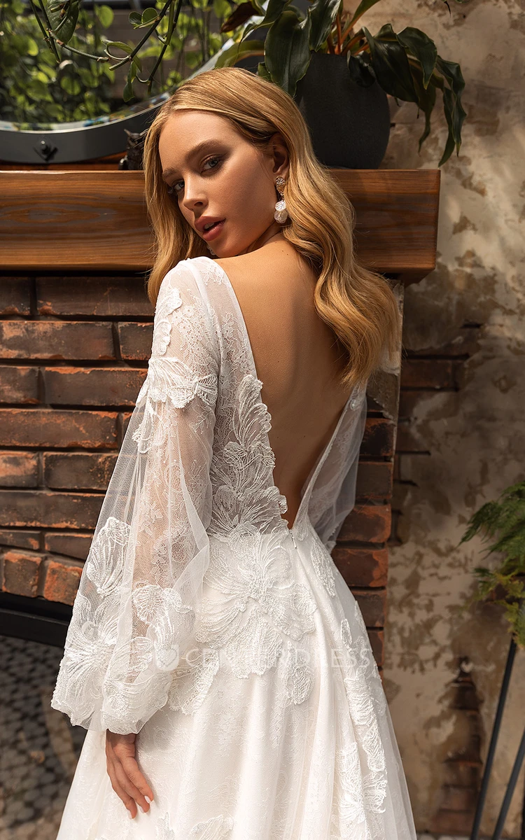 Sexy Scalloped A Line Chiffon Court Train Wedding Dress with Appliques