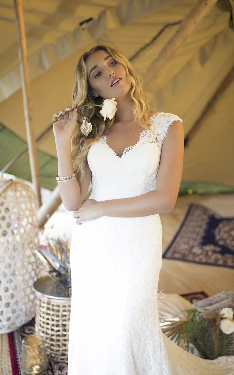 Boho A-line Elegant Lace Cap Sleeve Bridal Gown With V-neck And Keyhole