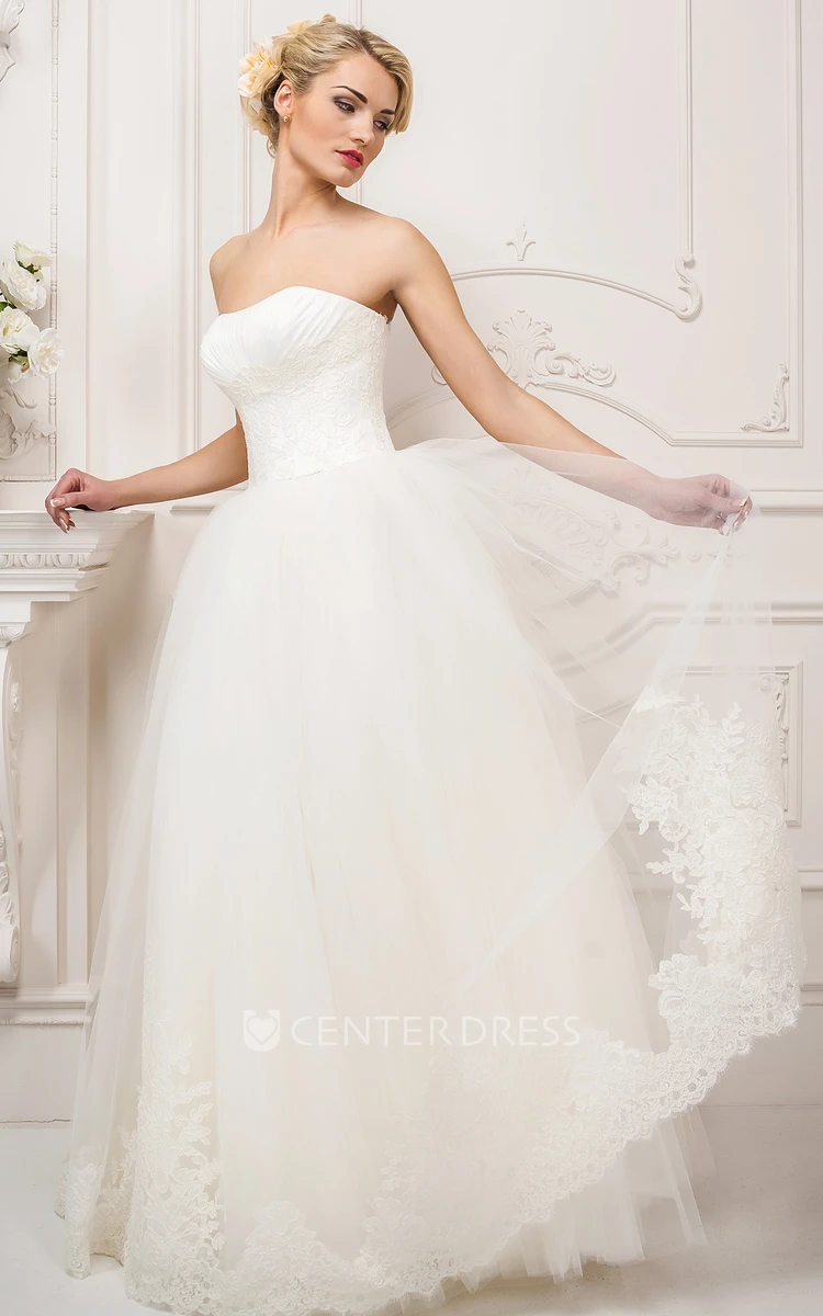 A-Line Ruched Long Strapless Sleeveless Tulle Wedding Dress With Appliques