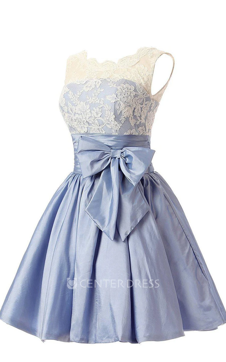 Sleeveless A-line Dress With Bow and Lace Bodice