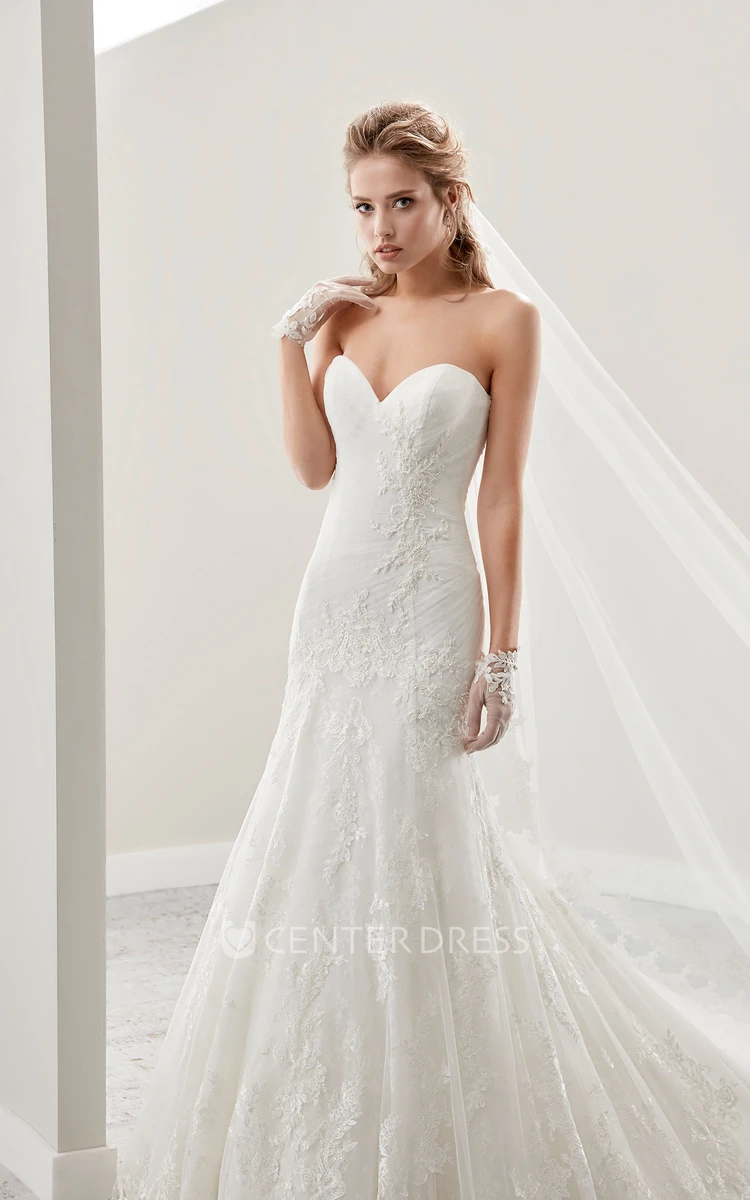 Sweetheart Brush-Train Lace Bridal Gown With Pleated Details And Lace-Up Back