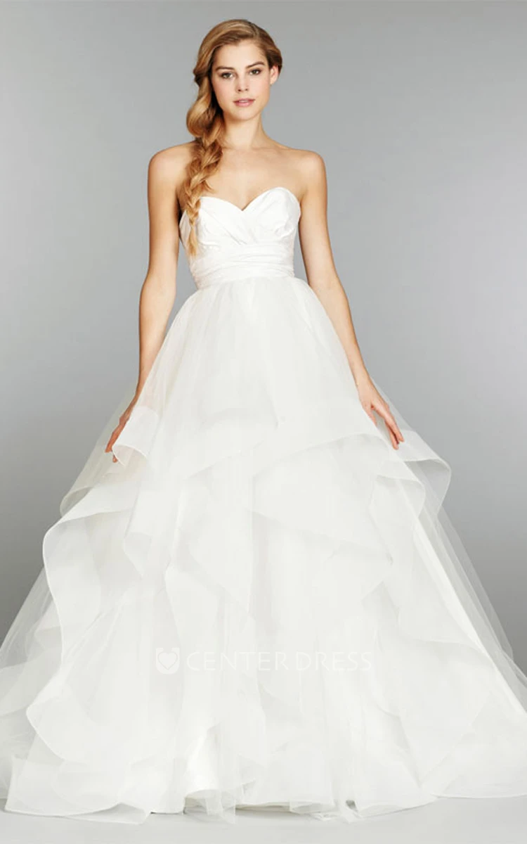 Gorgeous Sweetheart Neckline Tulle Ball Gown With Ruched Waist